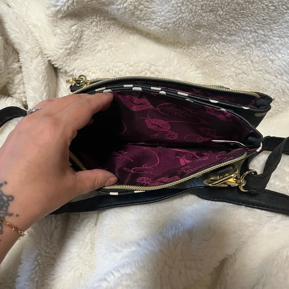 Betsey Johnson small crossbody bag - Picture 2 of 4